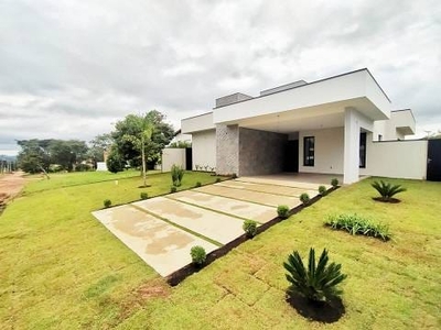 Casa em Ninho Verde Ii, Pardinho/SP de 198m² 4 quartos à venda por R$ 759.000,00