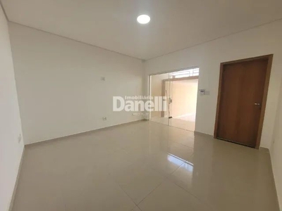 Casa para aluguel, 6 quartos, 3 suítes, 2 vagas, Centro - Taubaté/SP