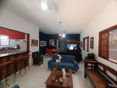 Casa para venda e aluguel em Jardim Carlos Gomes de 180.00m² com 2 Quartos, 2 Suites e 3 G