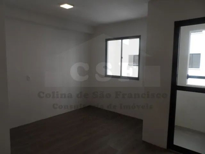 Excelente Studio de 25 m² com varanda, Moveis planejados no quarto, cozinha e banheiro loc