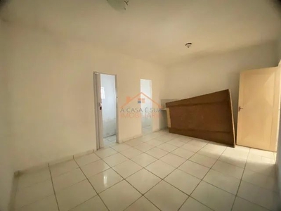 Kitnet 30m² com ótima Localização no Bairro Santa Maria