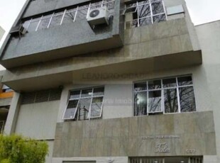 Conjunto comercial / sala à venda no bairro petrópolis com 107 m² de área privativa - 1 vaga de garagem