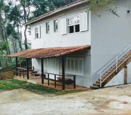 ITAIPAVA CASA EM CONDOMÍNIO DE EXCELENTE PADRÃO