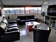 Apartamento à venda em Vila Sônia com 142 m², 3 quartos, 2 suítes, 2 vagas