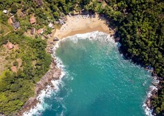 Casa Verde na Praia da Ponta Negra Paraty