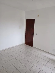Apartamento com 2 Quartos e 1 banheiro para Alugar, 50 m² por R$ 1.045/Mês