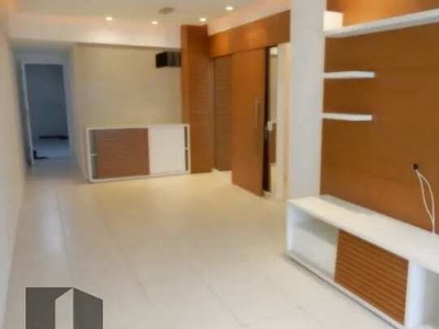 Apartamento em Humaitá