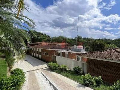 Casa 842 m² 5 Quartos sendo 1 Suíte e 6 banheiros à Venda por R$ 4.900.000,00