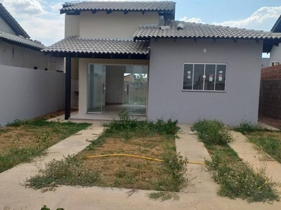 Casa de Condomínio com 3 Quartos e 2 banheiros à Venda, 79 m² por R$ 280.000
