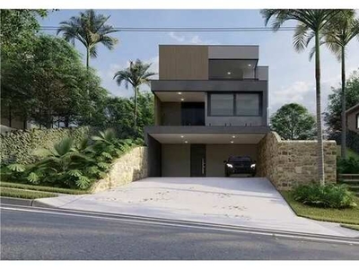 Casa de Condomínio para alugar em Vista Alegre de 436.78m² com 3 Quartos e 4 Garagens