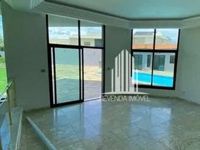 Casa no Residencial zero com 4 suítes, 4 vagas, adega, piscina com espaço para lazer