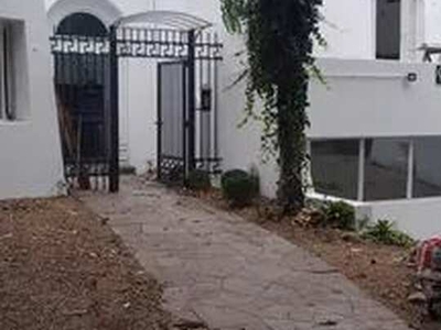 Casa para alugar no bairro Auxiliadora - Porto Alegre - RS