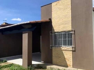 Casa para venda tem 115 metros quadrados com 2 quartos em Fazendinha - Itapipoca - Ceará