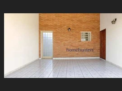 Casa térrea com 4 quartos para alugar, 220 m² por R$ 5.000/mês - Cidade Universitária - Ca