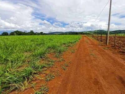 Chacara a 13 km de inhumas com energia e terreno plano duas duas chacaras de 1000m²