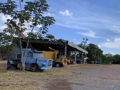 Oportunidade Barracão Próximo da Avenida Fernando Corrêa