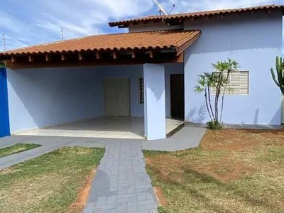 Aluga-se casa no Colinos Três Lagoas