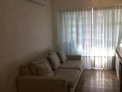 Alugo apartamento 2 Quartos com Suíte Semi-Mobiliado na Barra da Tijuca