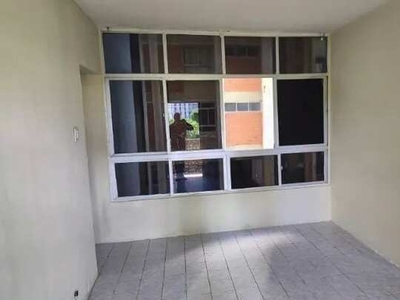 Alugo apartamento na Boa Vista