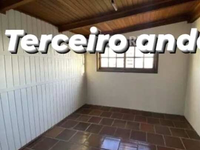 Alugo apto 3 dormitórios, duplex 197m2, no centro de Esteio