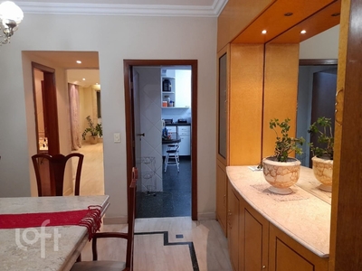 Apartamento à venda em Ouro Preto com 196 m², 4 quartos, 4 suítes, 5 vagas