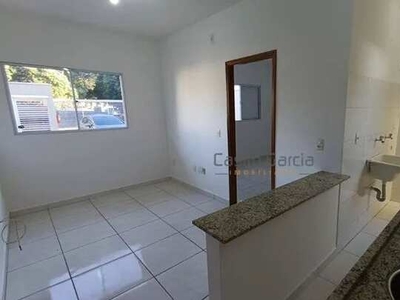 Apartamento com 1 dormitório para alugar, 35 m² por R$ 1.050,73/mês - Parque Novo Mundo