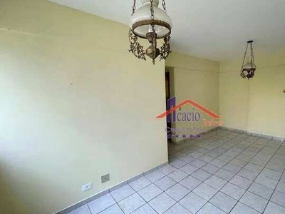 Apartamento com 2 dormitórios para alugar, 62 m² por R$ 2.380,00/mês - Mansões Santo Antôn