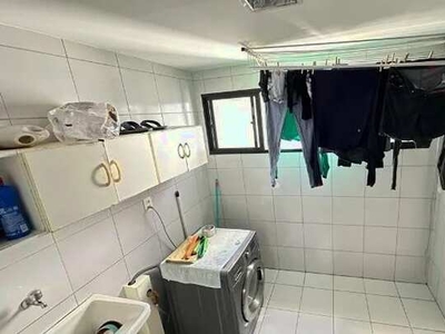 Apartamento com 3 quartos mobiliado em Setúbal R$ 3.700