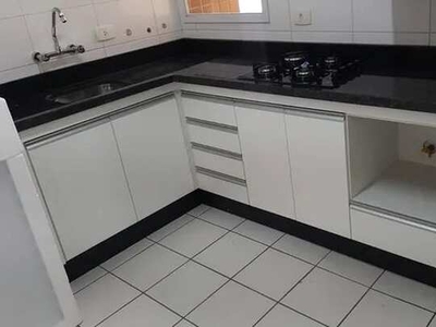 Apartamento mobiliado com