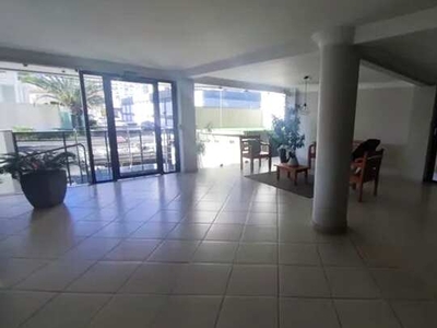 Apartamento na quadra do Mar, Ótima localização, para vc que busca um AP pé na área..