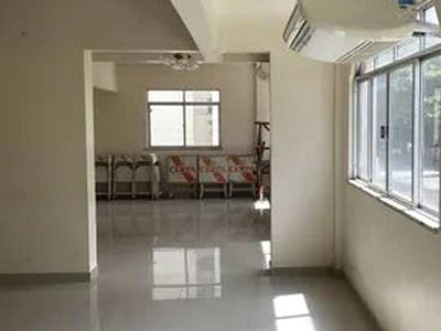 Apartamento para aluguel possui 106 metros quadrados com 2 quartos em Umarizal - Belém - P