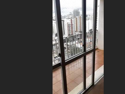 Apartamento para aluguel tem 120 metros quadrados com três quartos, duas garagens