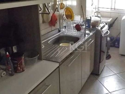 Apartamento para Venda - 55m², 2 dormitórios, 1 vaga - Petrópolis