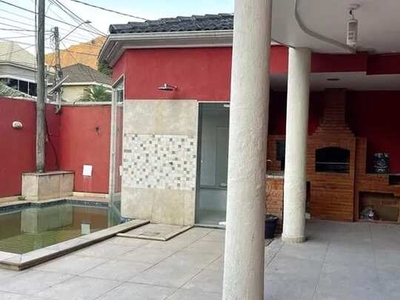 Casa com 4 dormitórios para alugar, 240 m² por R$ 6.666,67/mês - Vargem Pequena - Rio de J