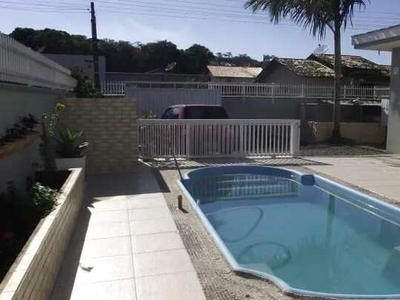 Casa com piscina. Beto Carrero/ Barra Velha-SC