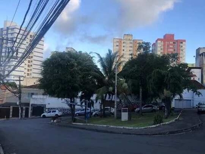 Casa comercial Casa com 5 dormitórios