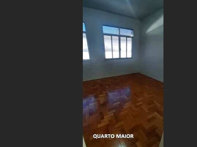 Casa de Vila em São Cristóvão com 02 quartos e terraço