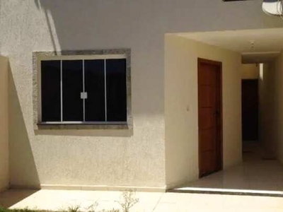 Casa duplex no Jardim Vitória com 3 quartos, 1 suíte e 1 vaga para aluguel - Macaé/RJ