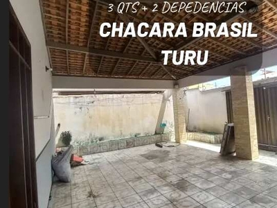 Casa para alugar 3 quartos dormitorios ( + 2 depedencias) - casa sendo pintada