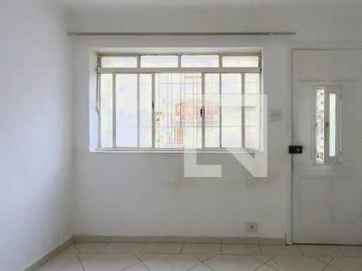 Casa para Aluguel - Cambuci, 2 Quartos, 75 m2