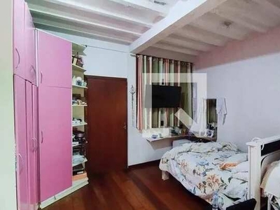 Casa para Aluguel - Centro, 2 Quartos, 83 m2