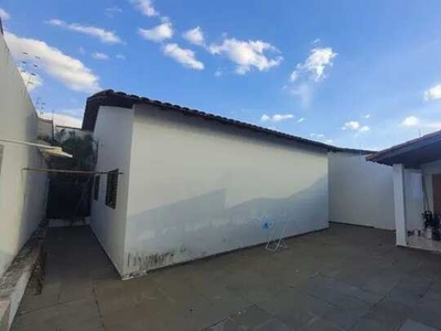 Casa para aluguel com 150 m² com 03 quartos no Bairro Jardim Patrícia - Uberlândia - MG