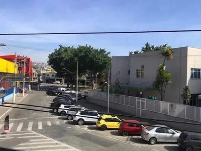 Casa para aluguel fins comerciais possui 200 m2 com 3 quartos em Jardim Silveira - Barueri