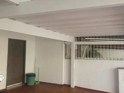 Casa para aluguel possui 120 metros quadrados com 3 quartos em Saúde - São Paulo - SP