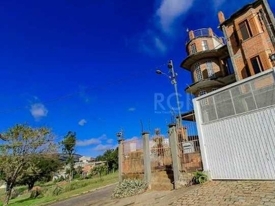 Casa para Venda - 300m², 5 dormitórios, sendo 3 suites, 7 vagas - Jardim Leopoldina