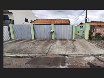 Casa Residencial com 1 quarto para alugar por R$ 800.00, 48.00 m2 - PINHEIRINHO - CURITIBA