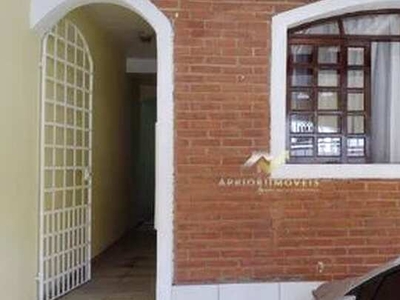 Sobrado com 3 dormitórios para alugar, 193 m² por R$ 2.200/mês - Parque Marajoara - Santo