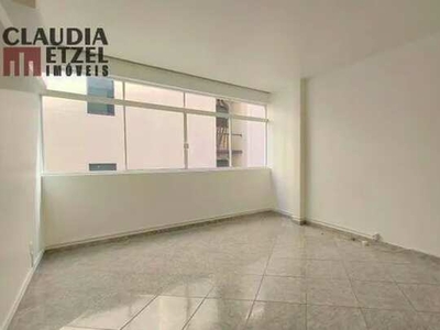 Studio/kitnet para alugar na Alameda Santos, perto da Av. Paulista