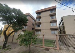 Apartamento à venda por R$ 420.000
