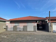 Casa à venda no bairro Centro em Penha